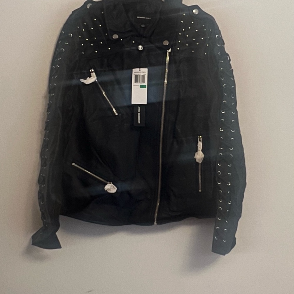Members Only Black Studded Jacket Women’s Size L NWT - Picture 2 of 4